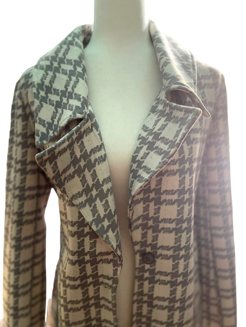 CREAM & GRAY STRIPE TRENCH COAT-VERY SOFT & STYLISH-BRAND NEW!